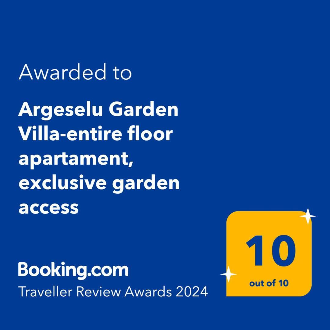 Argeselu Garden Villa - Entire Floor Apartment, Exclusive Garden Access Maracineni Luaran gambar